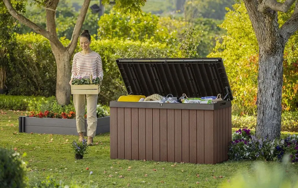 Large Deck Boxes>Keter Darwin 150 Gallon Deck Box - Brown