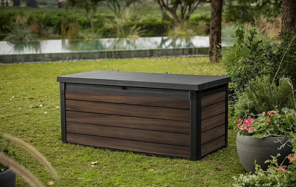 Large Deck Boxes>Keter Signature 150 Gallon Deck Box - Rosewood Brown