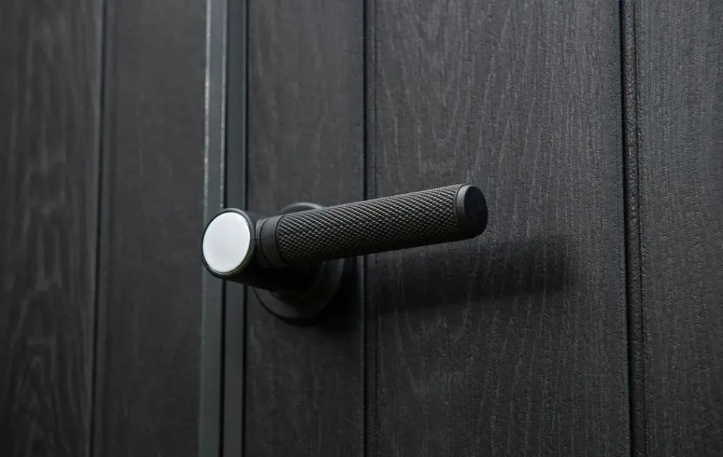 Medium Sheds>Keter Signature 9x7 Storage Shed - Walnut Brown